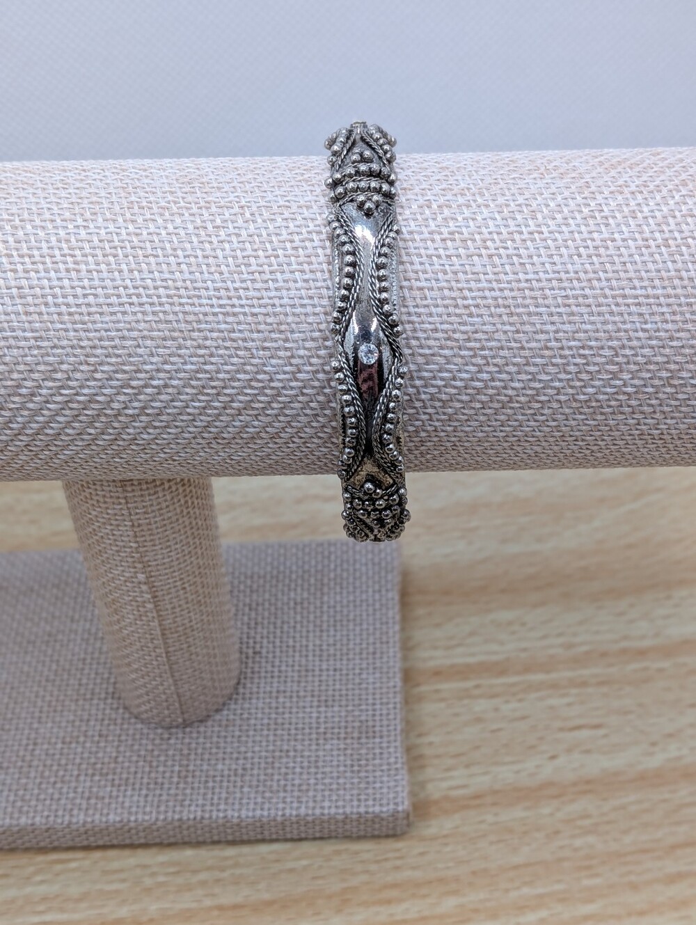5/$25 Pewter Tone Bangle Bracelet